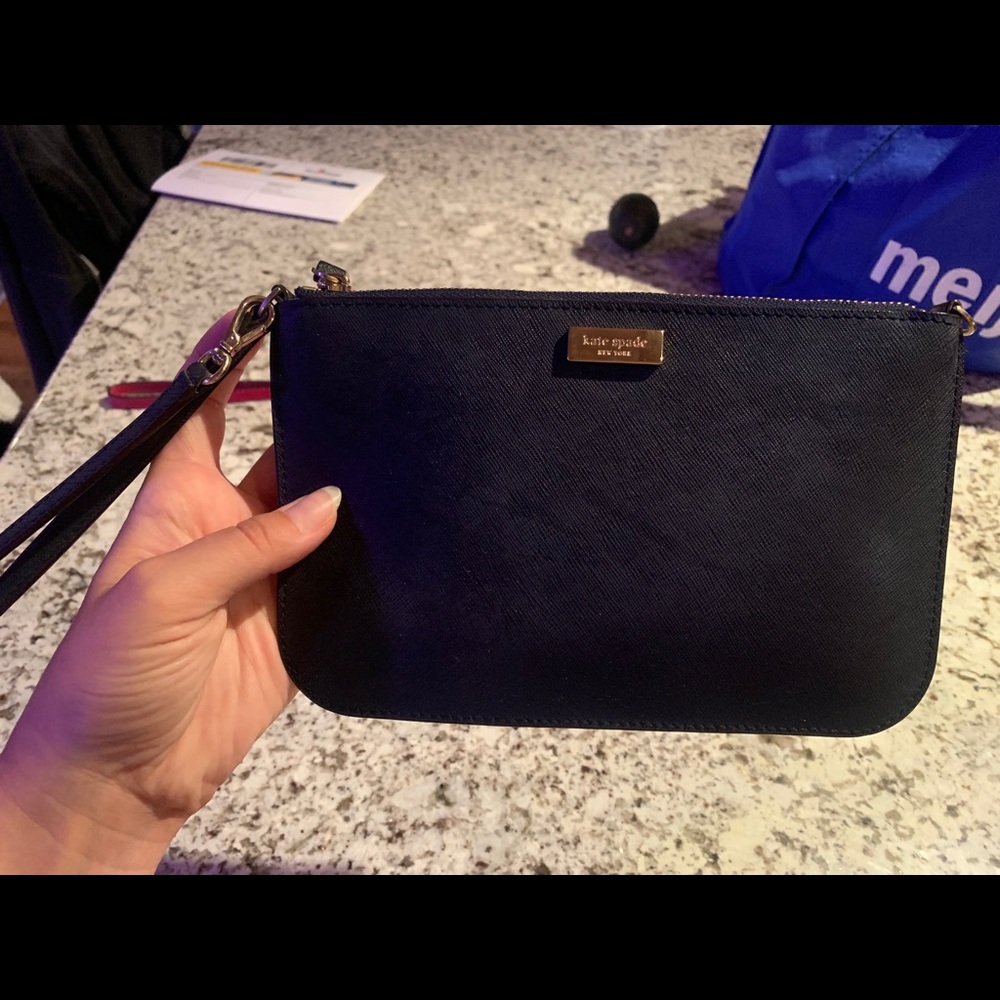 Black Kate Spade Wrist Wallet Gem